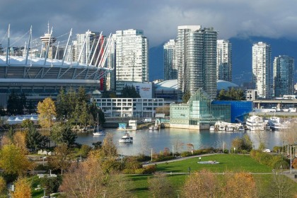 Photo 3 at 909 - 1768 Cook Street, False Creek, Vancouver West