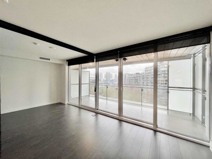 Photo 14 at 909 - 1768 Cook Street, False Creek, Vancouver West