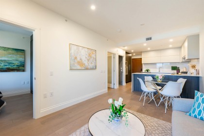 Photo 6 at 403 - 2105 W 46th Avenue, Kerrisdale, Vancouver West