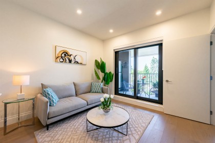 Photo 7 at 403 - 2105 W 46th Avenue, Kerrisdale, Vancouver West