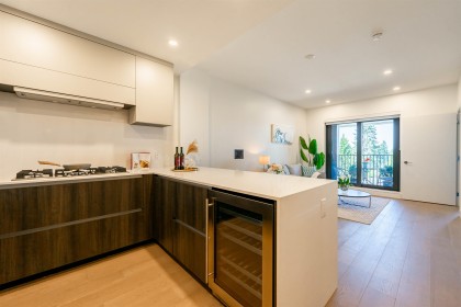 Photo 14 at 403 - 2105 W 46th Avenue, Kerrisdale, Vancouver West
