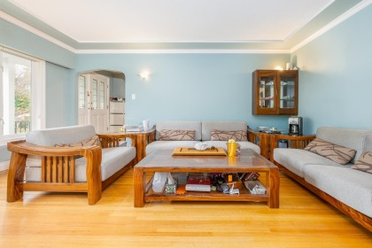 Photo 2 at 4090 W 35th Avenue, Dunbar, Vancouver West